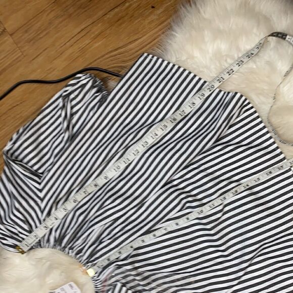 Ecru Lab Off Shoulder Top. Size Small / Medium New - Picture 9 of 10